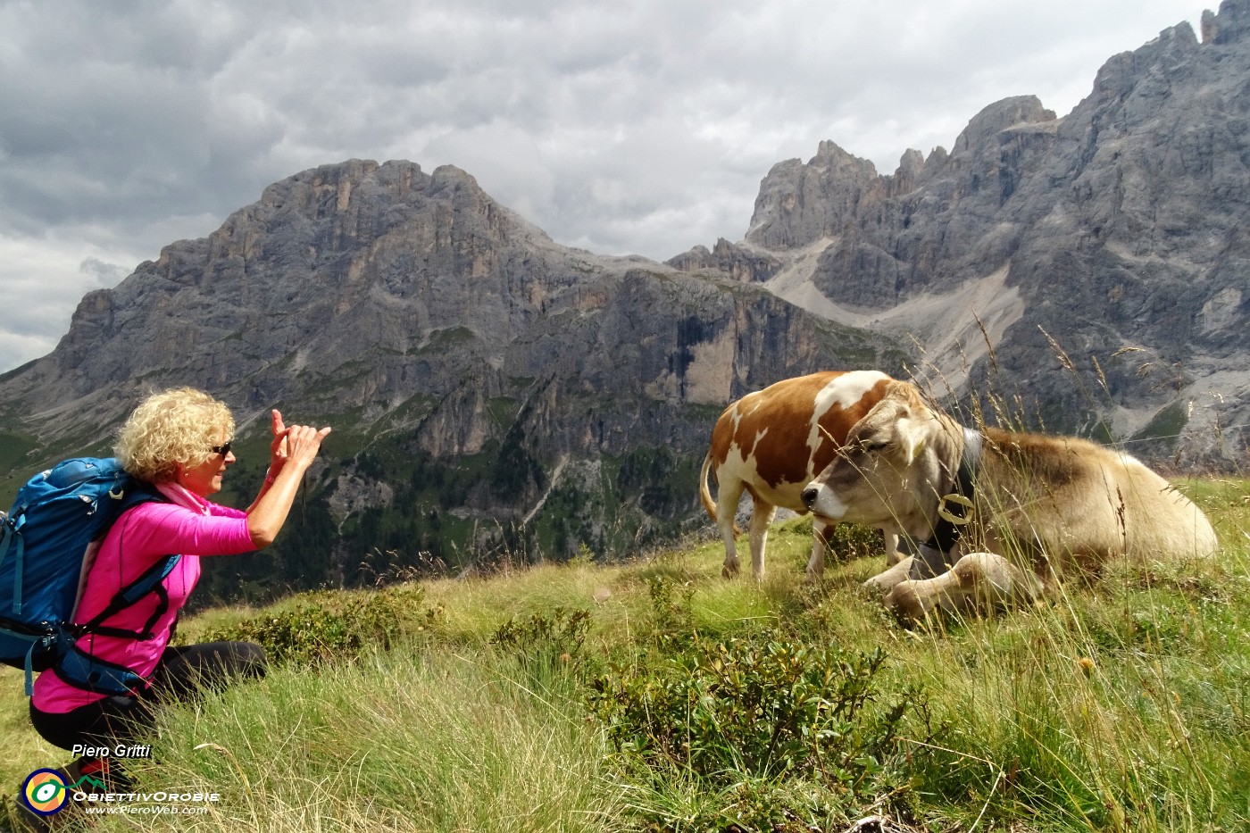 36 Da sfondo il Monte Mulaz salito ieri.JPG